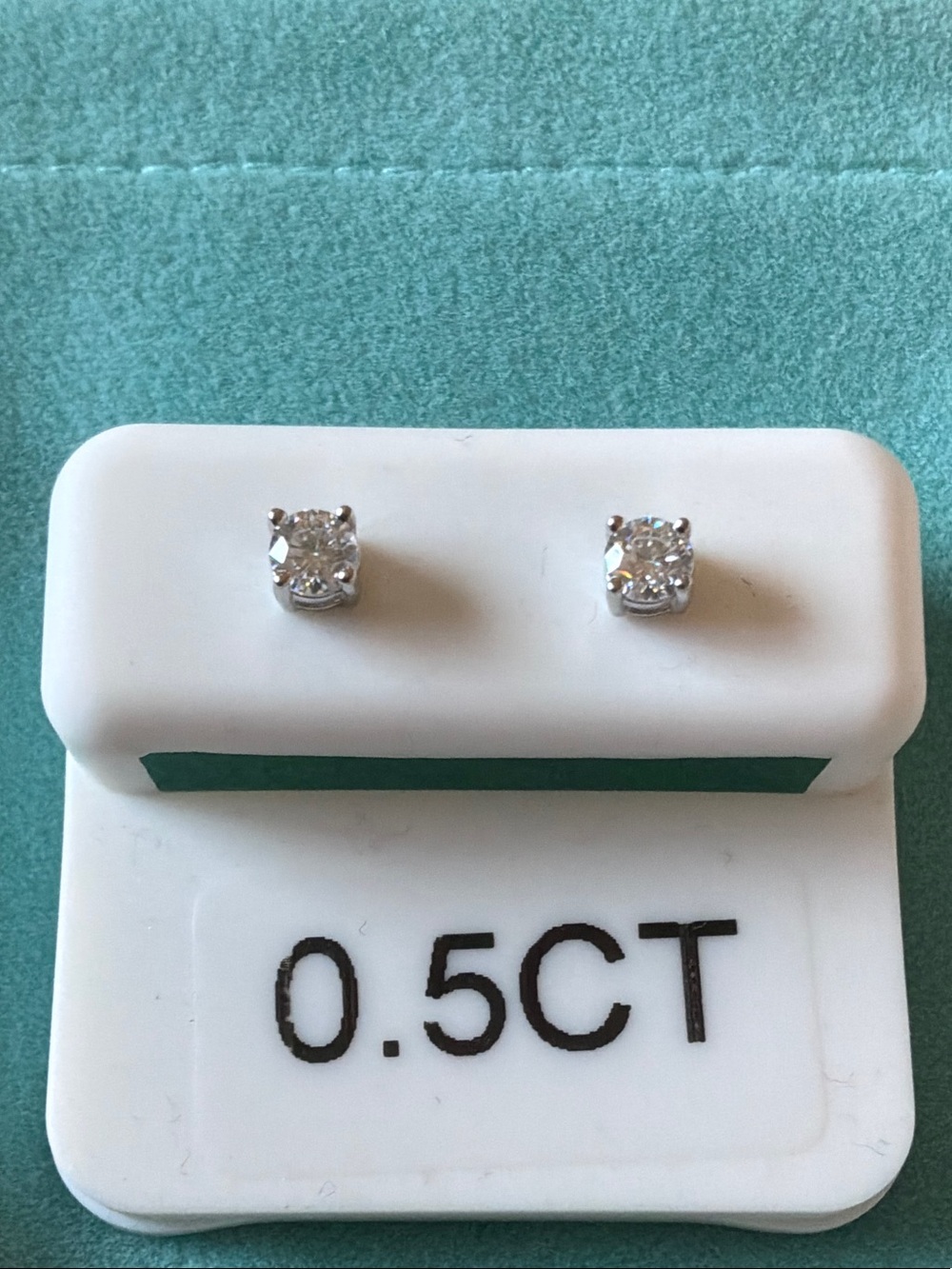 0.5CT Round Moissanite Stud Earrings - Classic Solitaire
